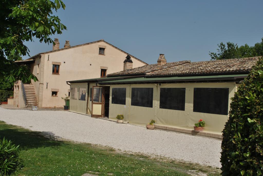 Agriturismo Oasi Belvedere Monte San Pietrangeli Exterior foto